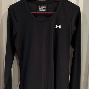Large long sleeve black women's Under Armour fitted heat gear shirt